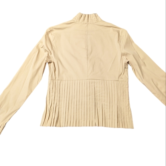 Akris Pleated Button Down Shirt - Picture 8 of 9